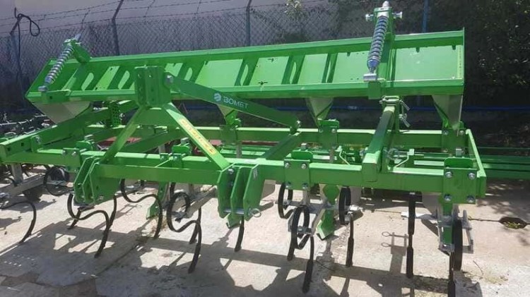 4-REIHIGE KARTOFFELHÄUFLER U865 NOCTU BOMET