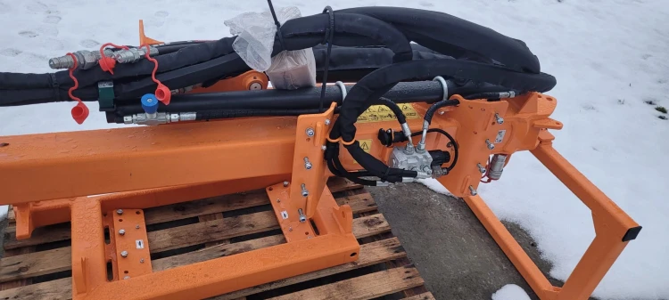 NOŚNIK HYDRAULICZNY SAMASZ FISHER + RAMKA