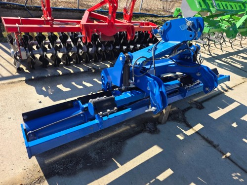 WAŁ NOŻOWY WN 300 + REGULACJA HYDRAULICZNA